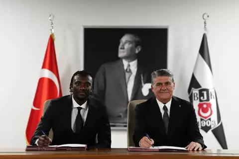 بشكتاش يعلن ضم أبراهام على سبيل الإعارة من روما